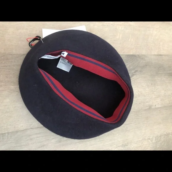 Uniqlo Navy Wool Beret Hat - Picture 3 of 7